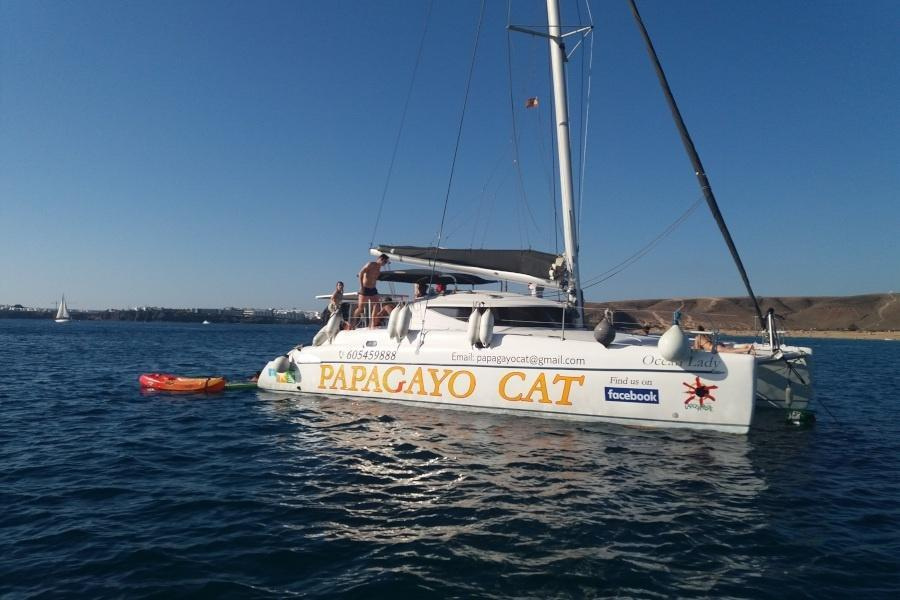 private-catamaran-lanzarote_3_l